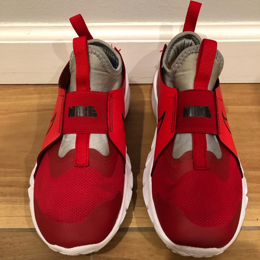 Nike boys flex runner sneakers
